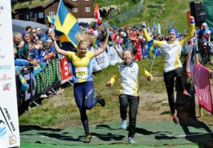 11667347_857491647659316_6283787419556017048_n